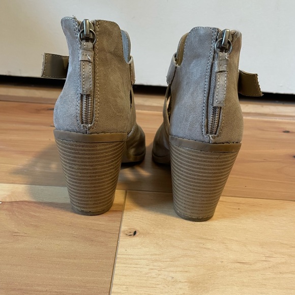 Rampage neutral color fall booties - Picture 6 of 6